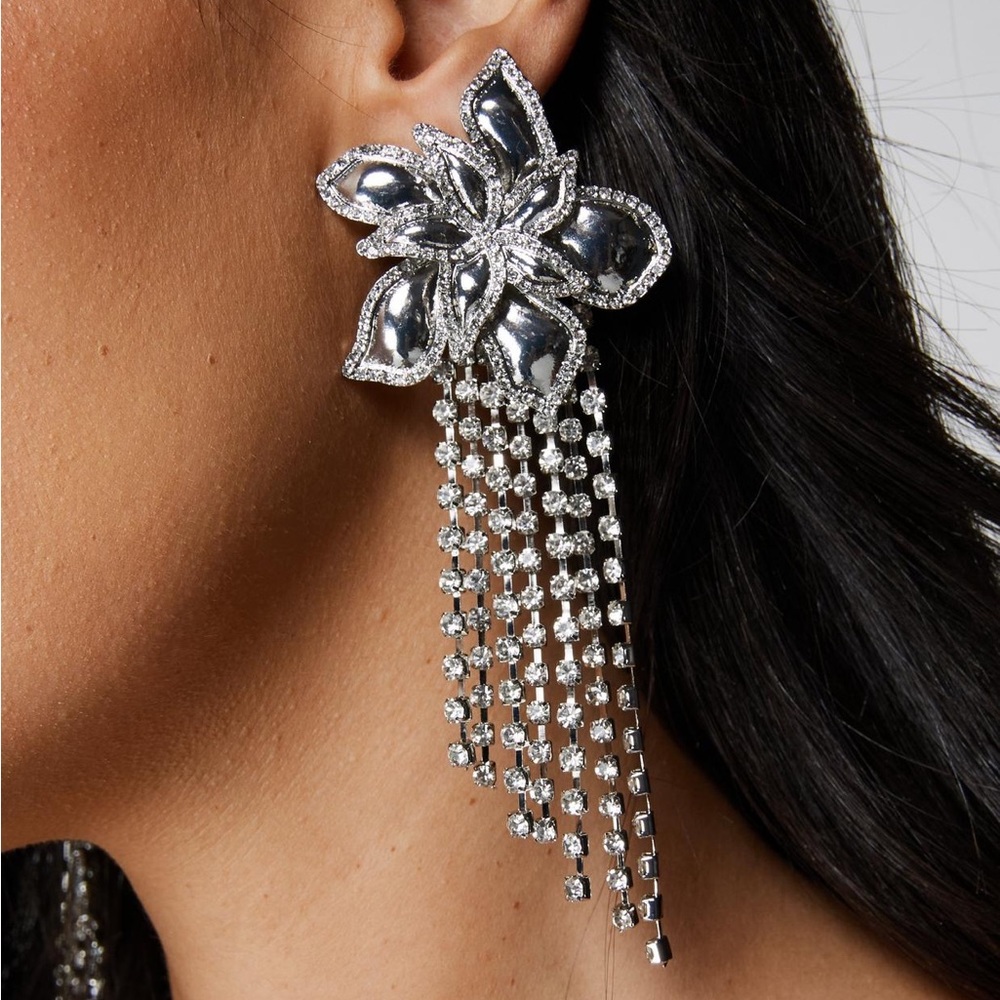 Silver Flower Embellished Earring